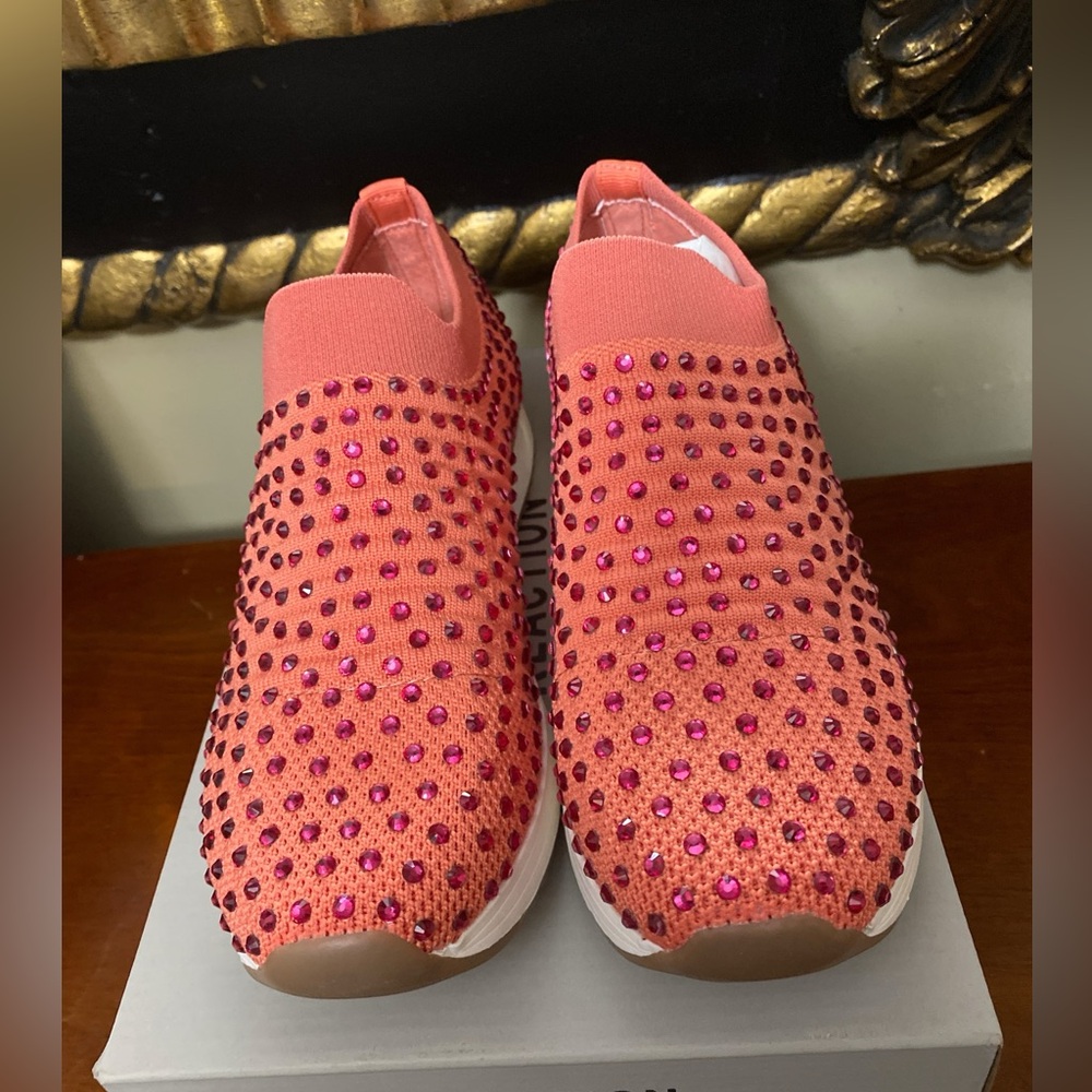 Kenneth Cole Reaction Womens Cameron Jewel Jogger Pink Slip-On Sneakers Size 8
